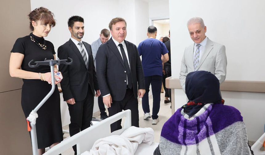 Vali Aydoğdu’dan Hastalara Geçmiş Olsun Ziyareti
