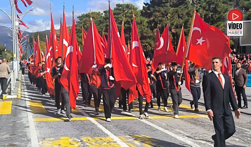 Cumhuriyet’in 103. Yılı Erzincan'da Coşkuyla Kutlandı