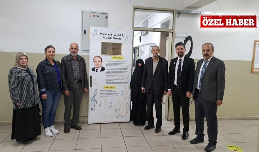 Efsane Eğitimci Mustafa Uçar’a Vefa Örneği