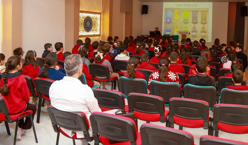 Erzincan’da Öğrencilere Sıfır Atık Eğitimi