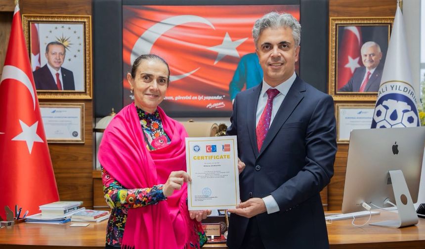 Doç. Dr. Athena Alchadziu EBYÜ’de Öğrencilerle Buluştu