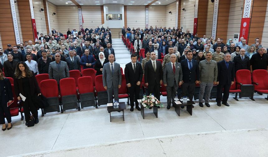 Erzincan’da Kamu Görevlilerine İletişim Eğitimi