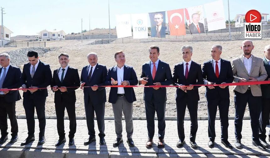 Kemah AFAD Konutlarında Anahtar Teslimi Yapıldı