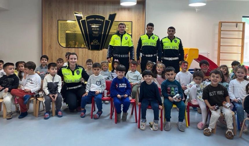 Refahiye’de Çocuklara Trafik Bilinci Aşılandı