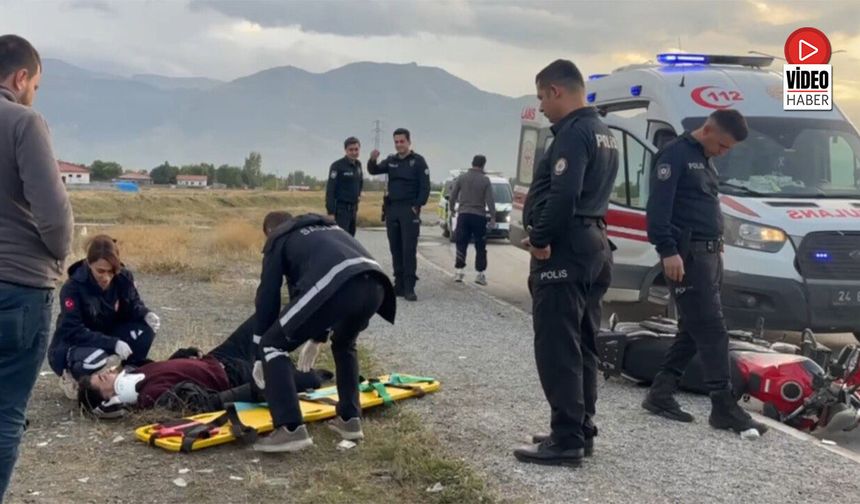 Erzincan'da Motosikletle Savrulan Sürücü Yaralandı