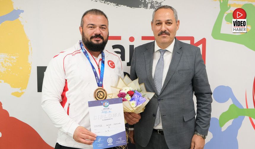 Çöpür’den Sarıçiçek’e Tebrik Ziyareti
