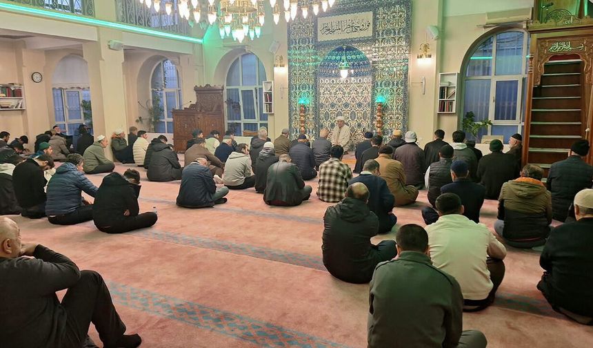 Erzincan Ulu Cami’de Sabah Namazı Buluşması