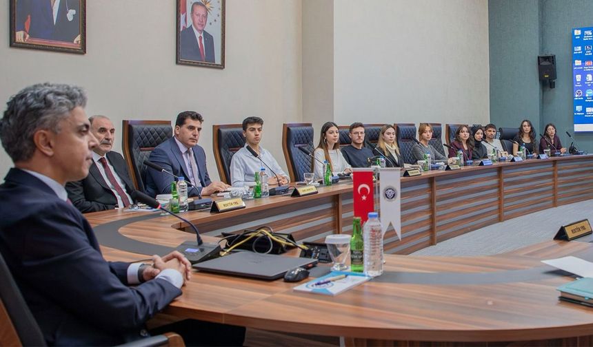 EBYÜ'de Öğrenci Talepleri Gündeme Geldi